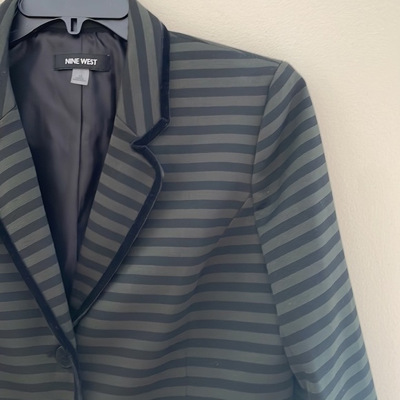 NINE WEST Blazer/ Jacket - Picture 3 of 11